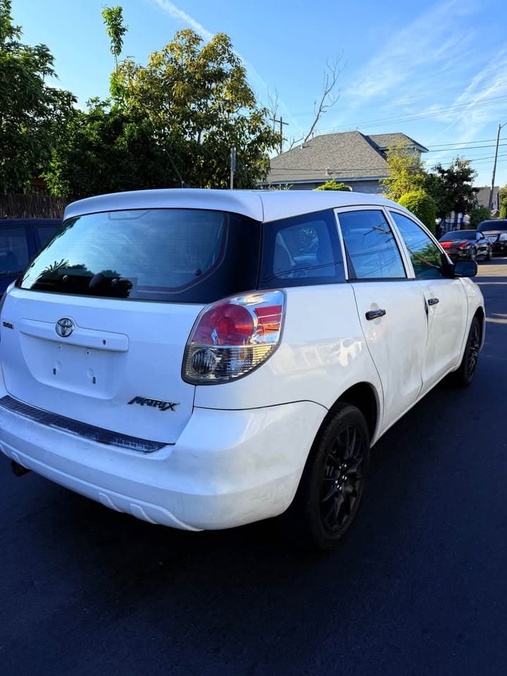 2005 Toyota Matrix S Sport view 2